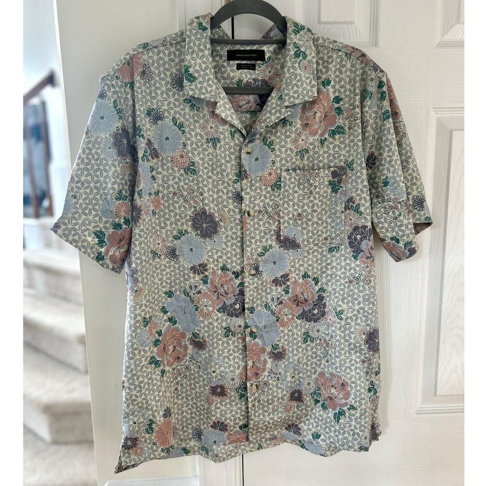 Urban Outfitters Light Blue & Pink Mosaic Floral Print Satin Camp Collar Shirt